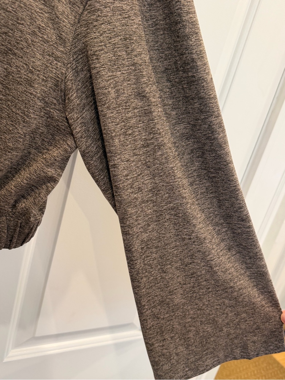 Lululemon like new soft jersey relaxed crewneck pullover - Picture 3 of 3